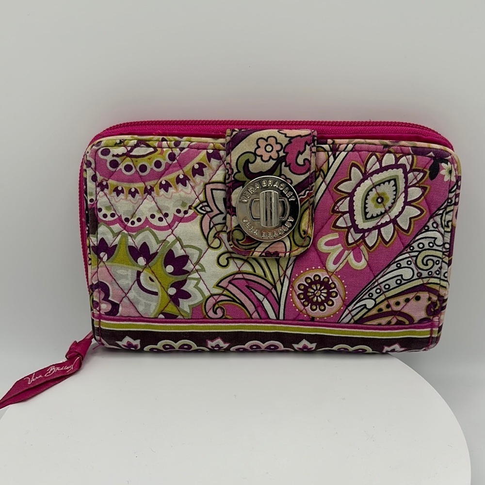 VERA BRADLEY “Very Berry” Quilted Turnlock Wallet (Retired Pattern)